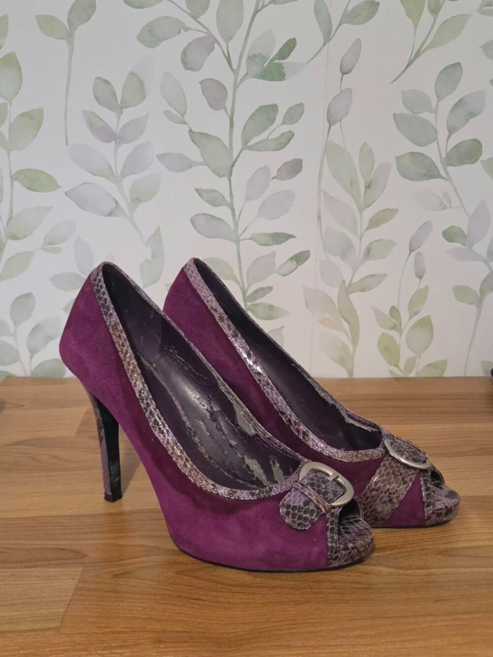 Vintage Nine West Purple Suede Peep-Toe Heels Size 7m